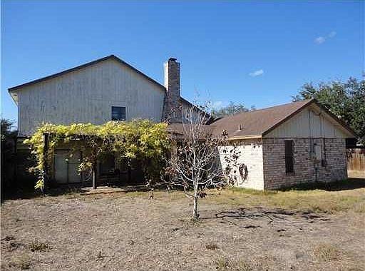 Extra Large Back Yard