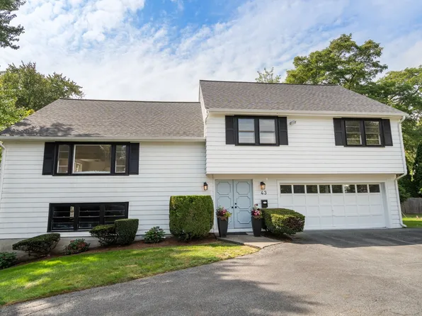43 Meredith Cir, Needham, MA 02492