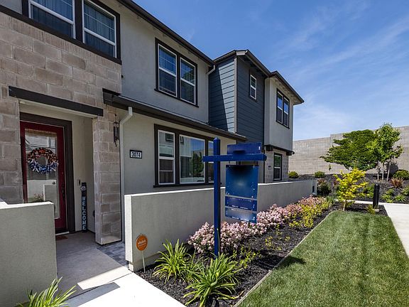 3rd image of 3074 Eagle Chase Walk