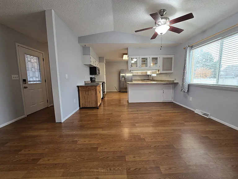 3169 Stanford Ct — Photo 14