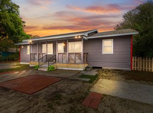 8164 3rd St, Navarre, FL 32566