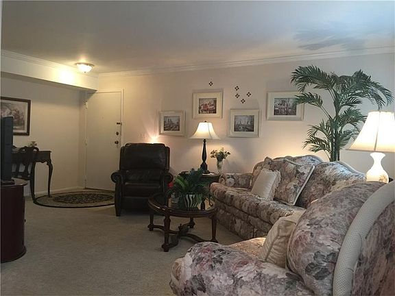 New carpet, windows & paint