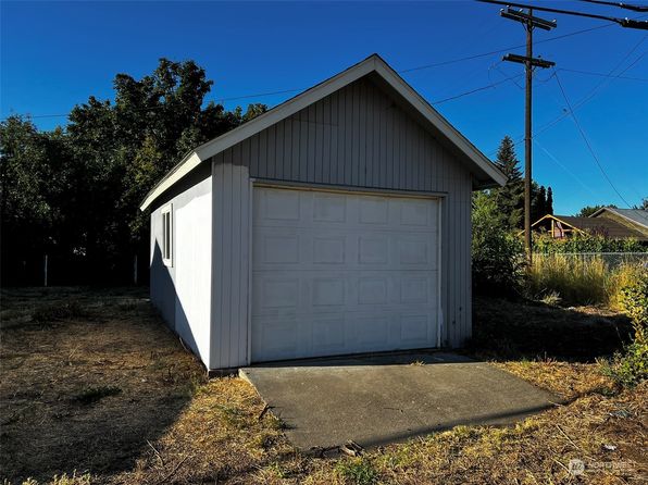 400 First Street, White Swan, WA 98952