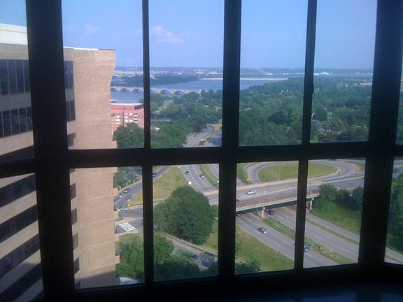 3rd image of 1600 N Oak St APT 1809