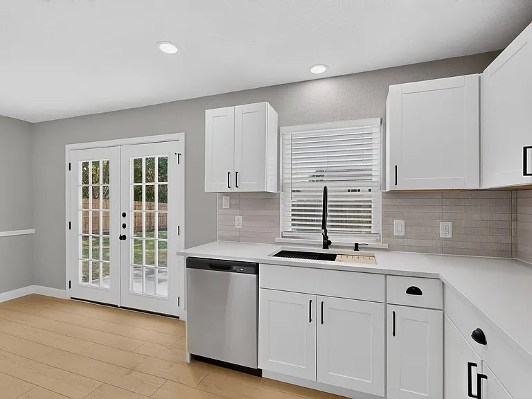 1600 Crimson Ct — Photo 20