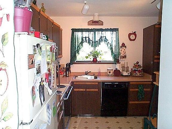 4th image of 3873 W College Ave #4