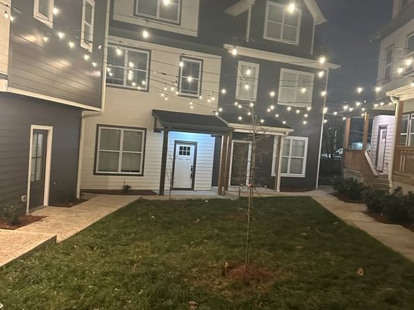 200 Raymond St Unit 4