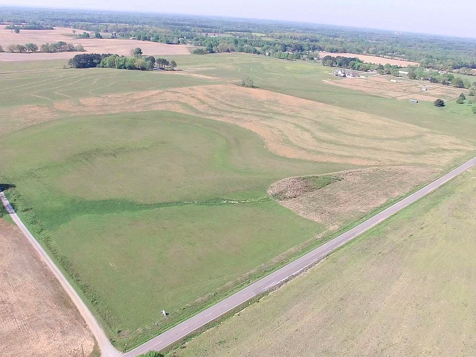 2nd image of 56 Black Rd