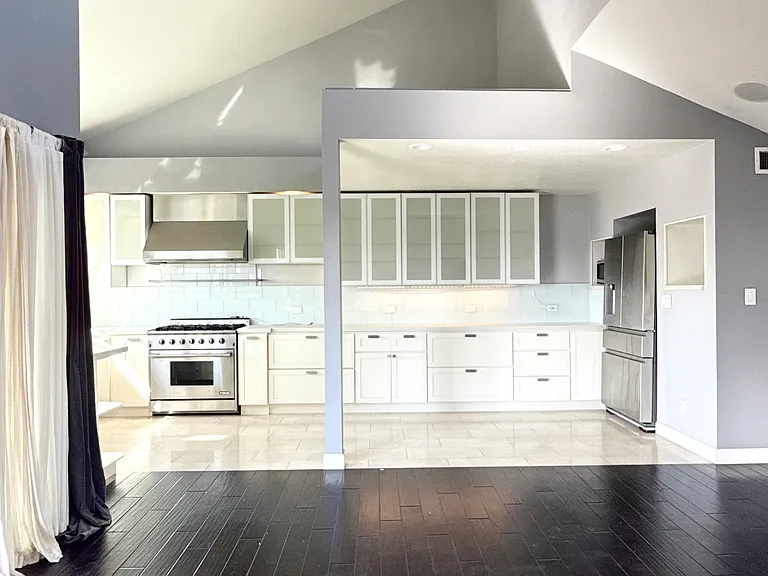 3355 N Crest Dr #A — Photo 11