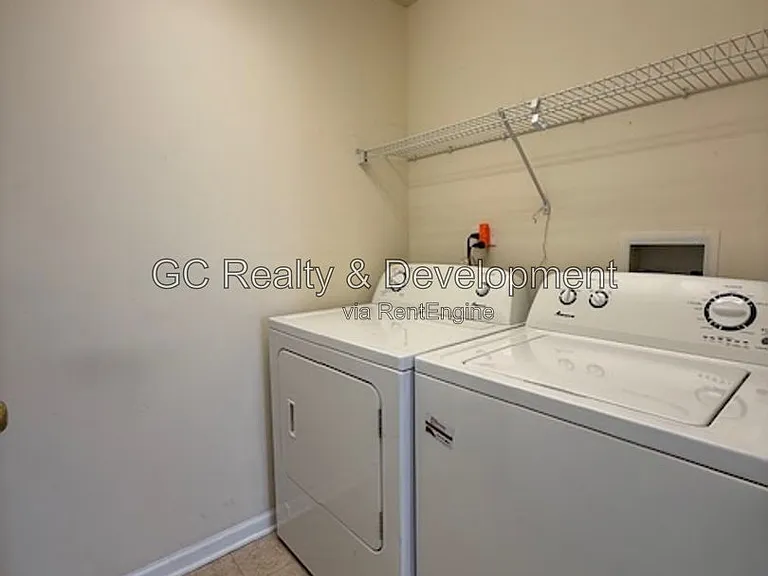 515 Main St #401 — Photo 7