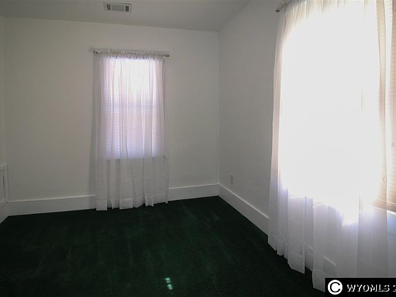 5th image of 1019 N McKinley St