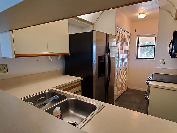 2nd image of 442 Bouchelle Dr APT 202