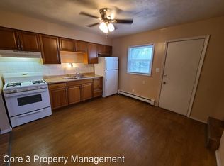 1329 N Linden St APT 1, Bloomington, IL 61701
