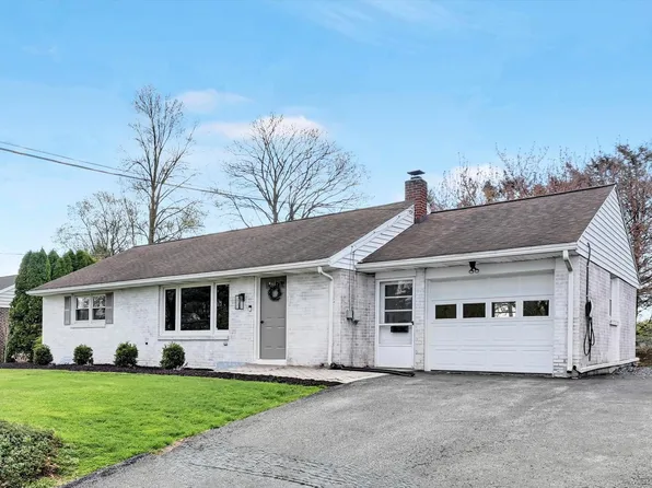 332 Owl Hill Rd, Lititz, PA 17543