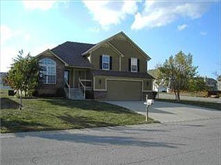 1st image of 2241 NE 23rd St