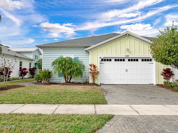 3rd image of 233 Coral Reef Way
