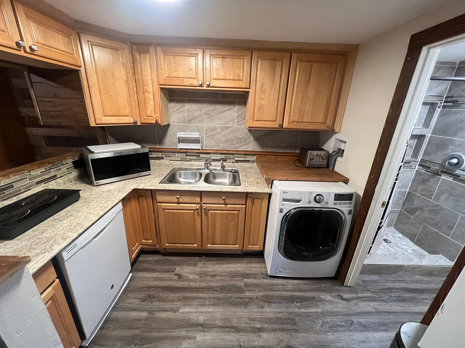 2524 Pine Bluff Rd — Photo 4