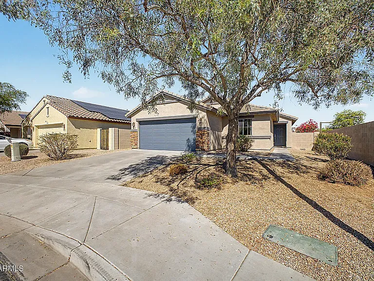1509 S 237th Ln — Photo 2
