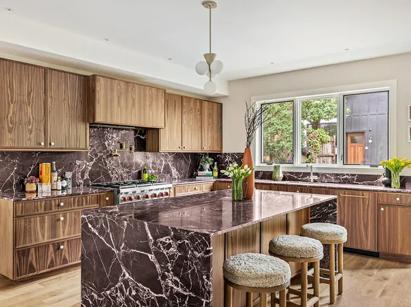 91 Dikeman Street image 11 of 17