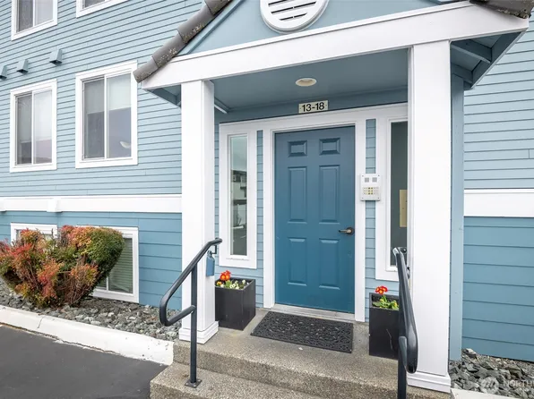 625 N Jackson Avenue #A18, Tacoma, WA 98406