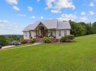 171 Overlook Dr, Sparta, TN 38583