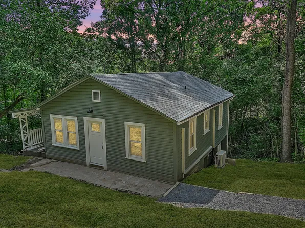 1212 Allgood Dr, Kingsport, TN 37665