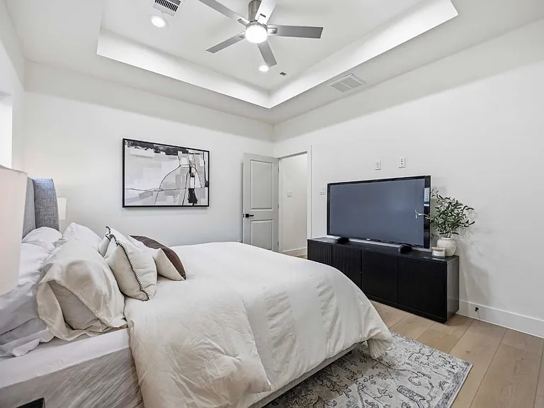 5313 Bacher — Photo 24