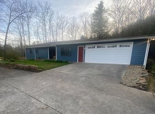 360 White Oak Rd, Oakdale, TN 37829