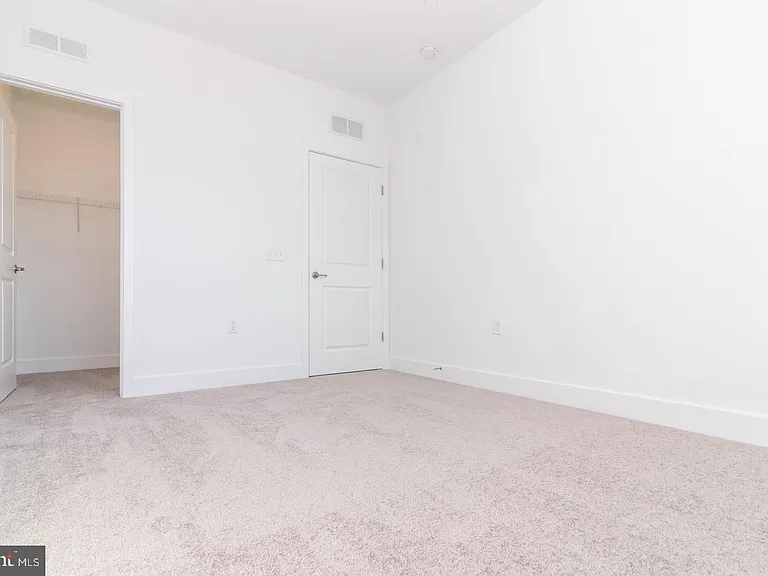 215 Lewis Fisher Dr #DR — Photo 39