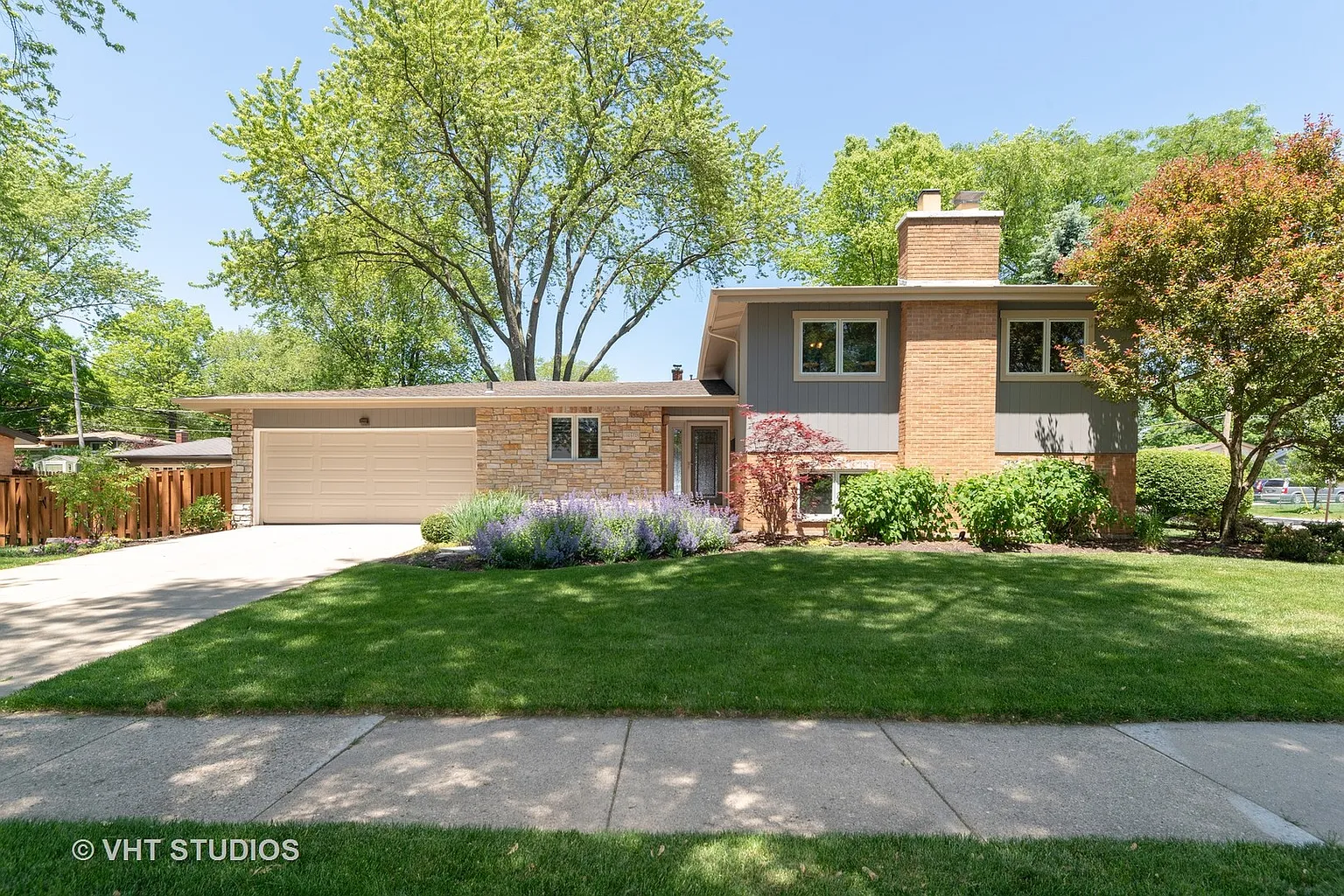 1316 E Miner St photo 1
