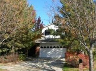 6109 S Rainsborough Rd, Murray, UT 84121