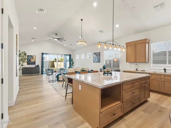 826 W 12TH Street, Tempe, AZ 85281