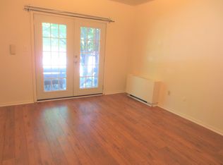6350 Forward Ave APT 14, Pittsburgh, PA 15217