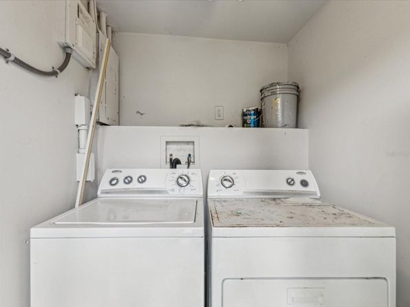 705 3rd Ave NE Unit 2