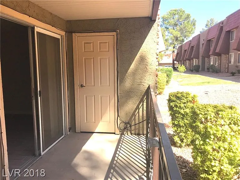 5317 Indian River Dr — Photo 17
