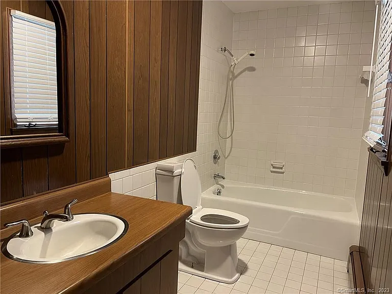 675 Derby Milford Rd — Photo 24