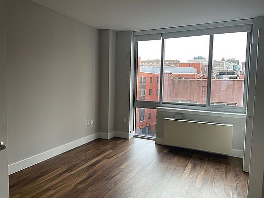4th image of 22 E 1st St APT 604