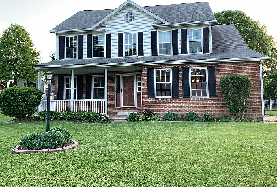 1st image of 90 Sloboda Ave