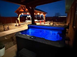 19 Ridgeview Ave, Farwell, TX 79325