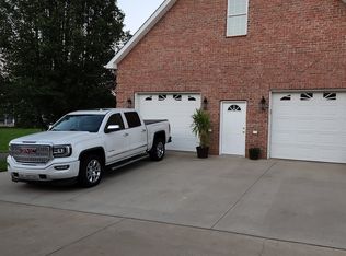 126 Carson Oaks Ln #1, Pilot Mountain, NC 27041