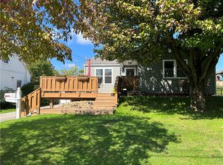 204 Nebraska Dr, Lower Burrell, PA