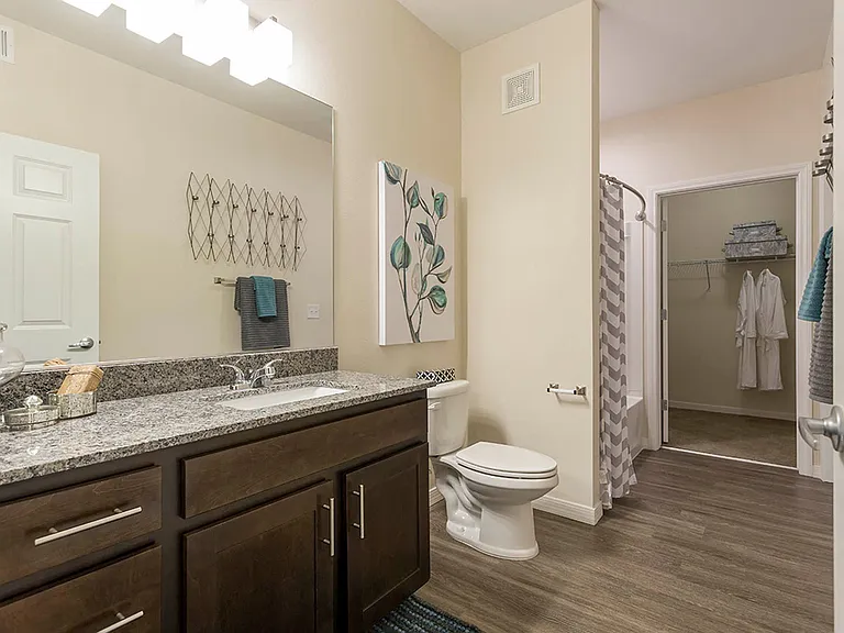 B2 1175 SQ FT 2 Bed 2 Bath