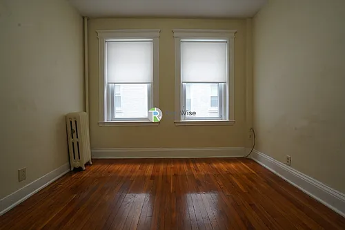 91 Gordon St Photo 1