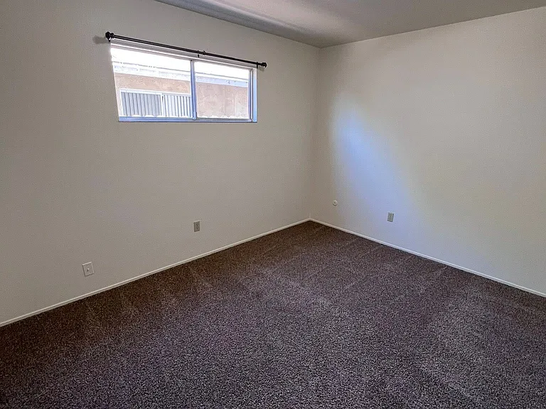 1322 Rose Ave — Photo 14