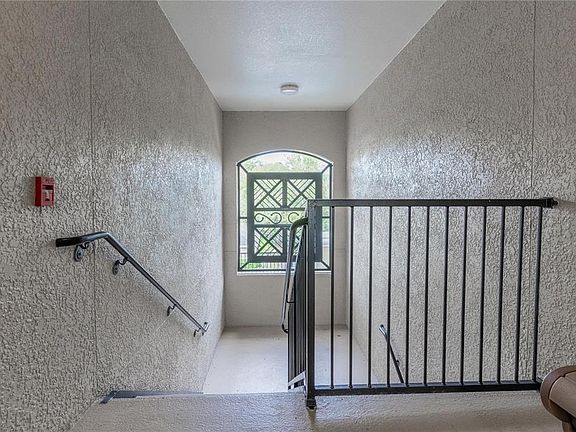 3rd image of 3583 Conroy Rd APT 1135