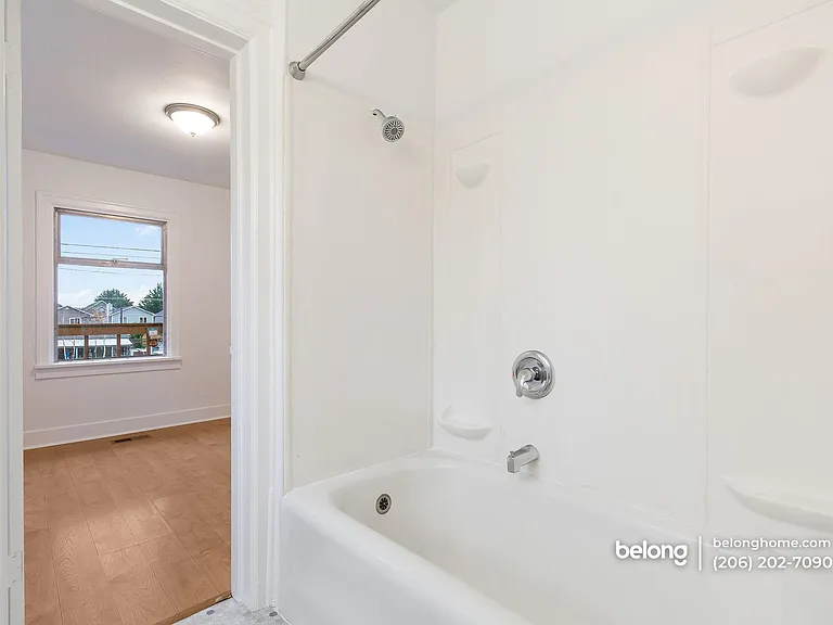 9227 Evanston Ave N — Photo 21