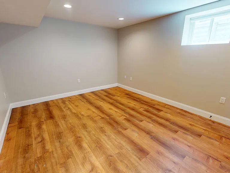 41 Winchester St #1 — Photo 8