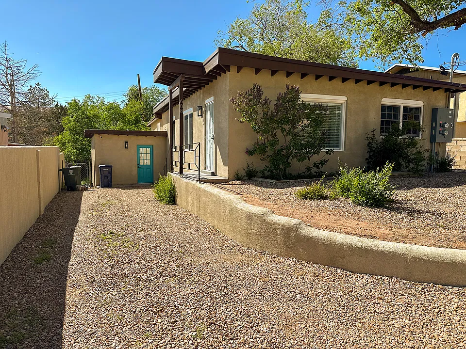 608 Pinon Dr