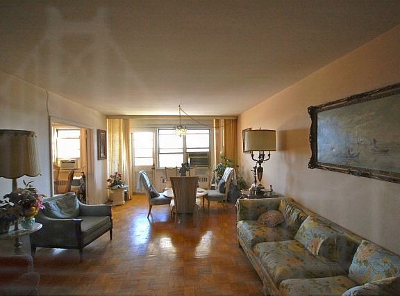 2nd image of 3530 Henry Hudson Pkwy APT 11N