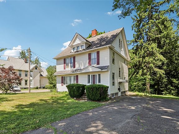 3rd image of 1927 W Prospect Rd
